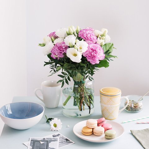 4 Reasons why  you should have fresh flowers in your home